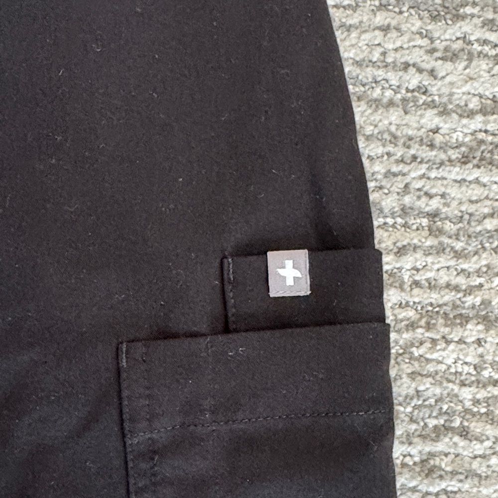 FIGS Black Drawstring Scrub Pants - Picture 6 of 9
